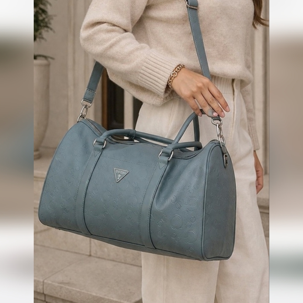 Guess Weekender Duffle Bag in All-Over Signature Print